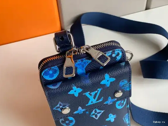 LOUIS PHONE POUCH VUITTON 0526
